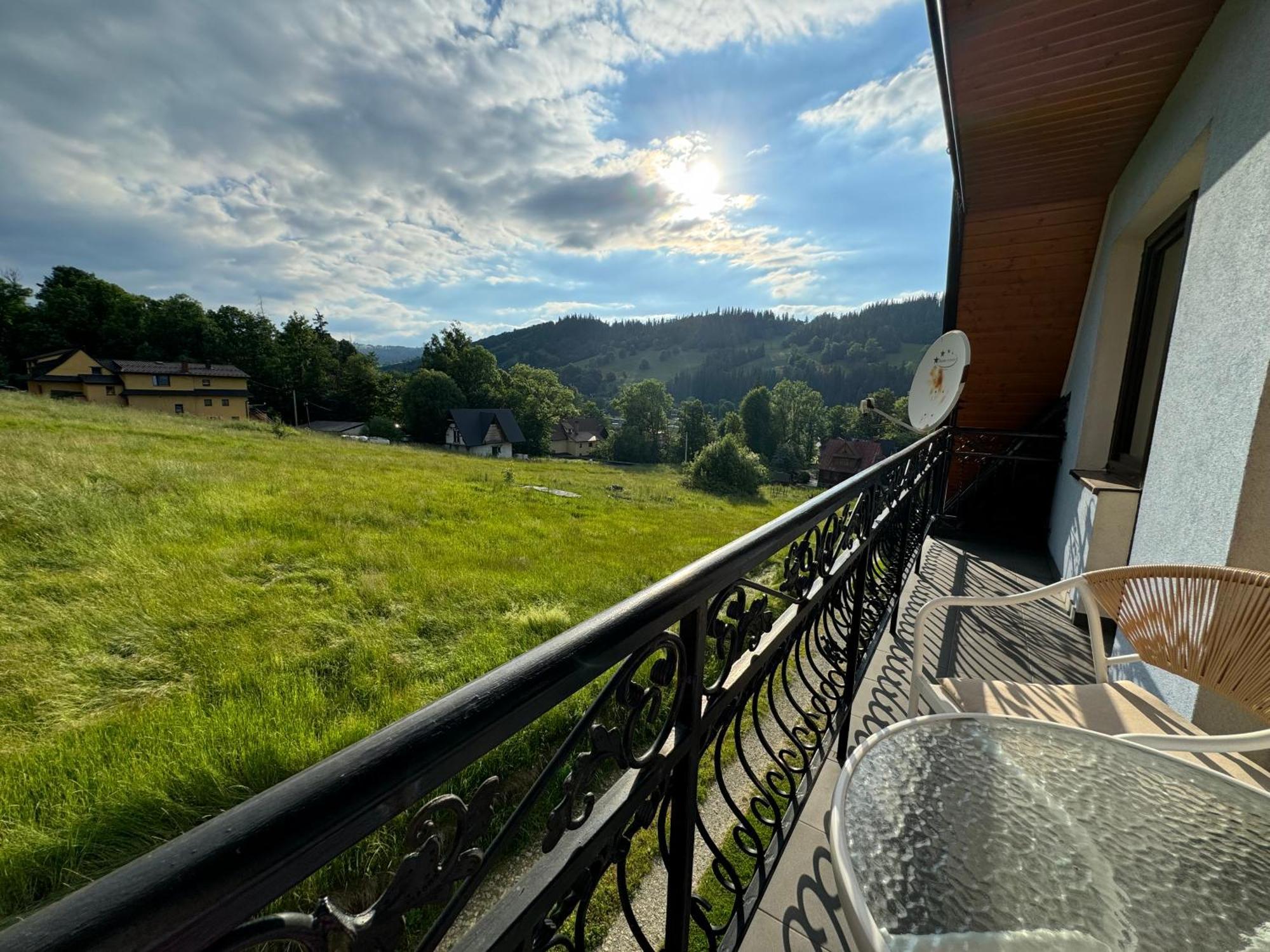 Gut Apartment Poronin Bagian luar foto